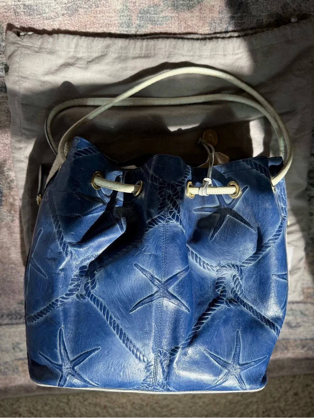 Vintage Brahmin nautical starfish Trina bucket bag